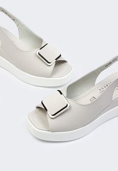 Босоножки Baden FB188-011